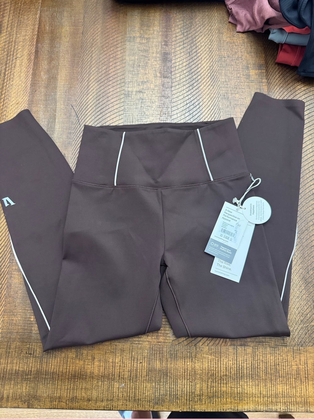 Vuori Mahogany Evolve Lunar Legging - Brown